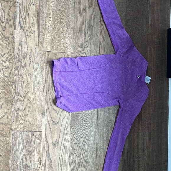 ivivva activewear - Picture 2 of 3